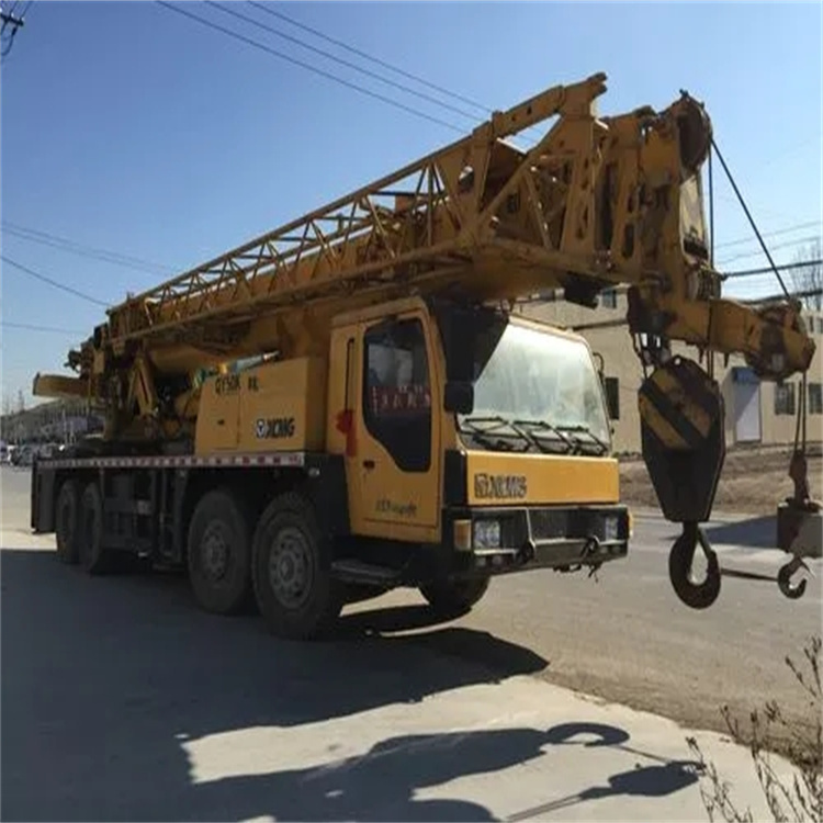 三角镇哪里有专业吊车出租